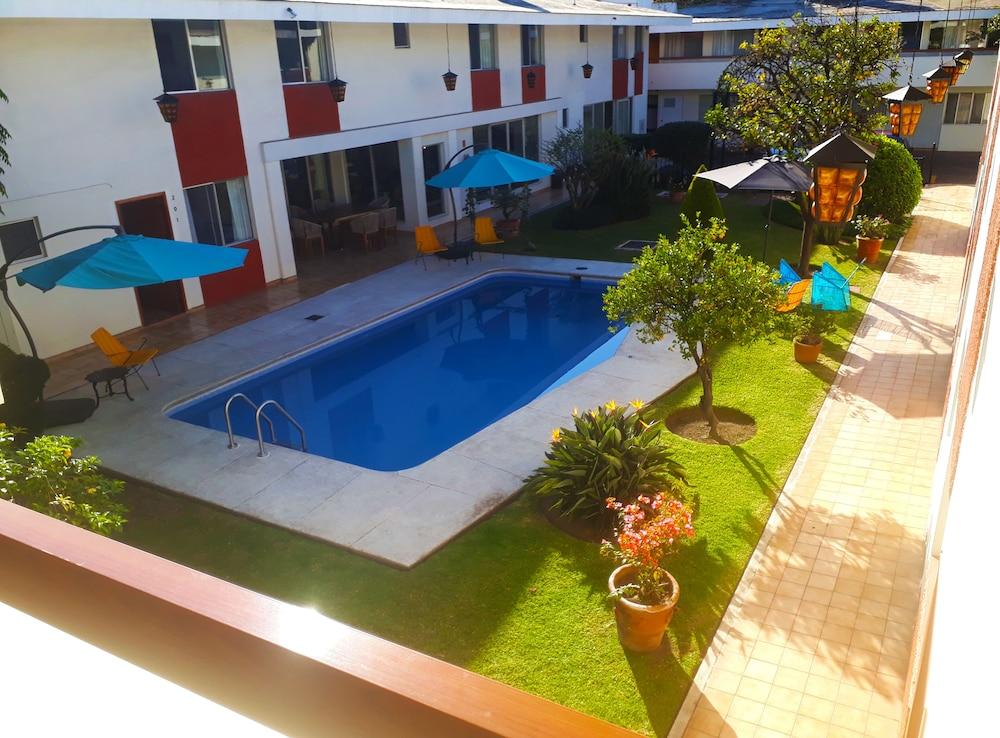 Isabel Hotel Guadalajara
